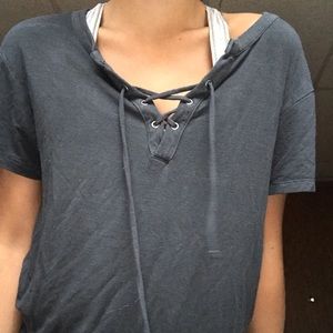 american eagle gray shirt, size xs